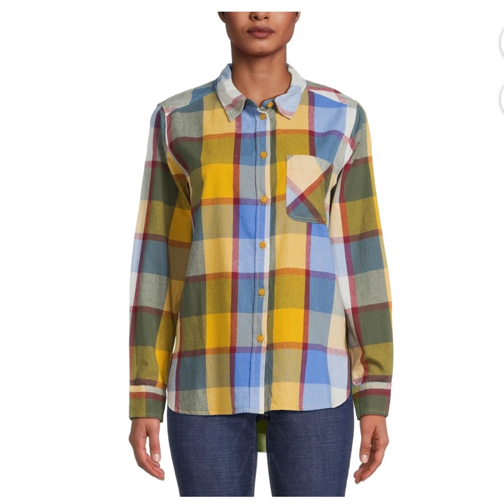 Time and Tru Women’s Plaid Shirt. NWT.‎ Smoke free home.
